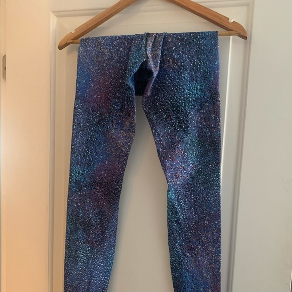 🧜‍♀️ Rare! mermaid lululemon leggings - Picture 2 of 9